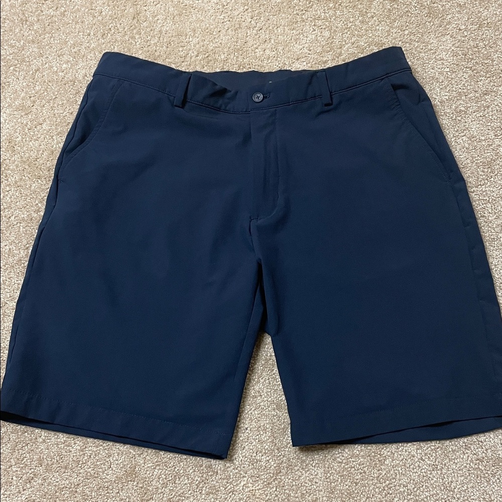 Greg Norman Navy Golf Shorts in Size 36
